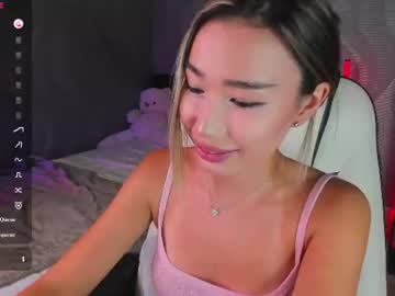 Sensualily Chaturbate stream image from June 25, 2026