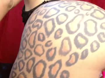Aiuny_Queens Chaturbate stream image from June 25, 2026