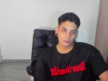 Luxrx Chaturbate stream image from June 25, 2026