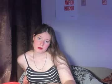 Nikikiwi Chaturbate stream image from June 25, 2026
