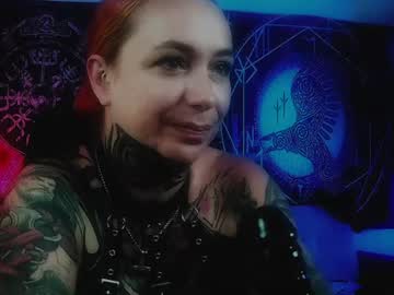 Jennalovvee Chaturbate stream image from June 26, 2026