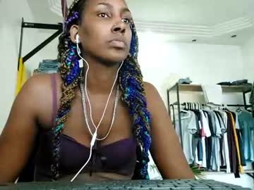 Ravenbby Chaturbate stream image from June 26, 2026