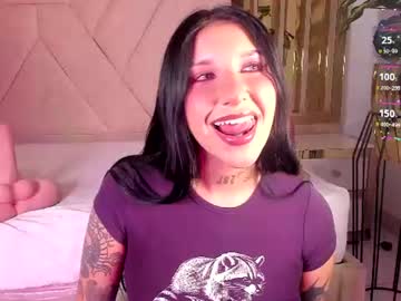 Leiawong Chaturbate stream image from June 26, 2026