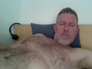 Redandbluecloud Chaturbate stream image from June 26, 2026