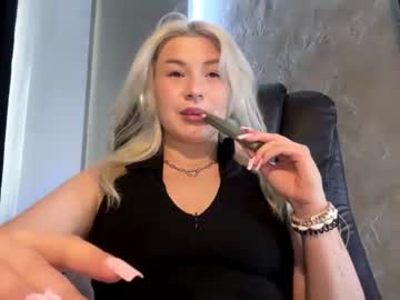 Kandicemcfarling Chaturbate stream image from June 26, 2026