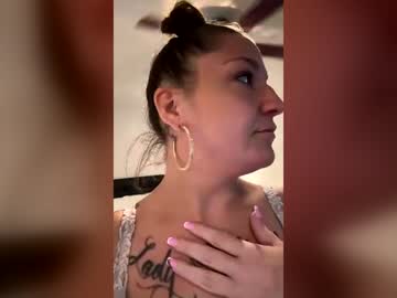 Bellabeanz Chaturbate stream image from June 26, 2026