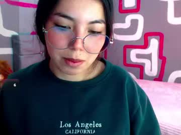 Mochiluna Chaturbate stream image from June 26, 2026