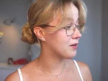 Aluntick Chaturbate stream image from June 26, 2026