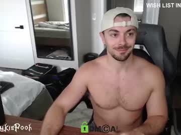 Itslukiepooh Chaturbate stream image from June 26, 2026