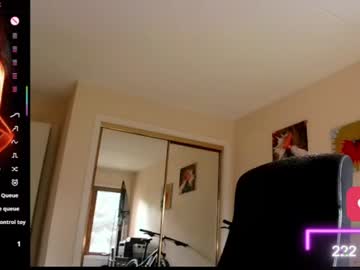 Magnitaaa Chaturbate stream image from June 26, 2026