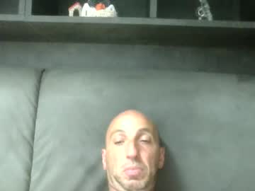 Alex120475 Chaturbate stream image from June 26, 2026