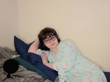 Merrillmallow Chaturbate stream image from June 26, 2026