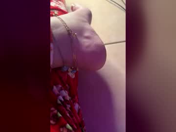 Blushyto3s Chaturbate stream image from June 27, 2026