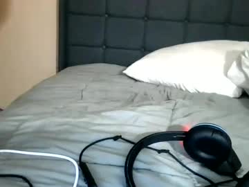 Ezzteban935 Chaturbate stream image from June 27, 2026