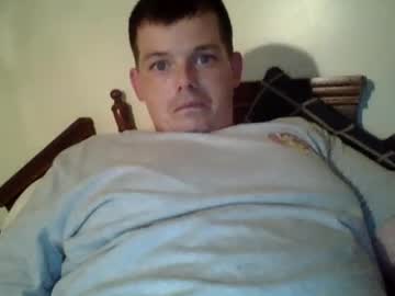 Huntdog1221 Chaturbate stream image from June 27, 2026