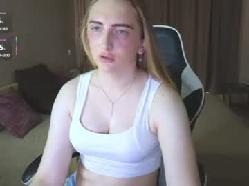 Moni_Noir Chaturbate stream image from June 27, 2026