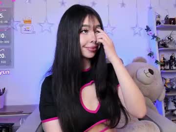 Ji_Hyun Chaturbate stream image from June 27, 2026