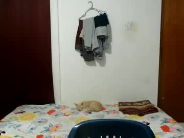 Pervert_Milf4uu_4 Chaturbate stream image from June 27, 2026