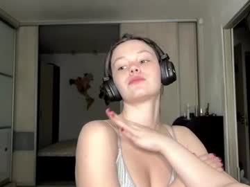 Carylmoehring Chaturbate stream image from June 27, 2026