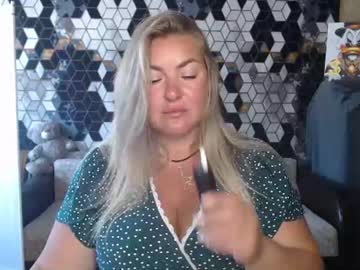Nikaskylink Chaturbate stream image from June 27, 2026