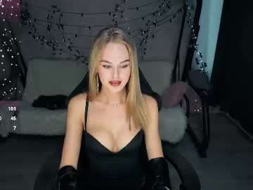 Karolinahayes Chaturbate stream image from June 27, 2026
