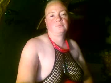 Nadurtha Chaturbate stream image from June 27, 2026