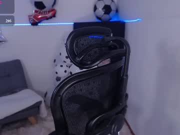 Xambar_22x Chaturbate stream image from June 27, 2026