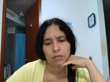 Linsay10 Chaturbate stream image from June 28, 2026