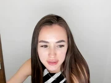 Miamoll Chaturbate stream image from June 28, 2026