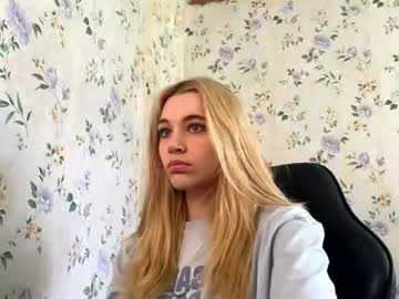 Lowwhisper Chaturbate stream image from June 28, 2026