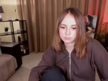 Milanabells Chaturbate stream image from June 28, 2026