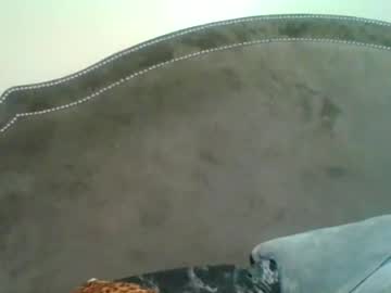 Chloecreamm Chaturbate stream image from June 29, 2026