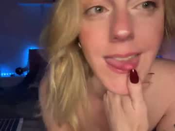 Cutesophiax Chaturbate stream image from June 29, 2026