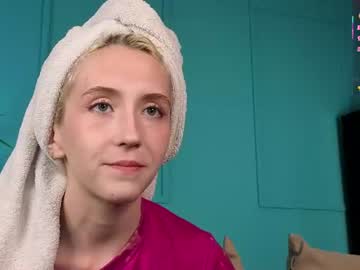 Elen__Moore Chaturbate stream image from June 29, 2026