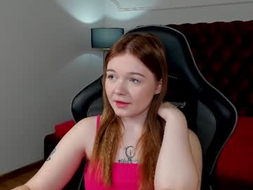 Elinavale Chaturbate stream image from June 29, 2026