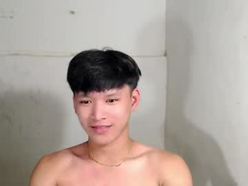 Asianbrilee Chaturbate stream image from June 29, 2026