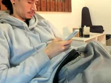 Moderdelier Chaturbate stream image from June 29, 2026