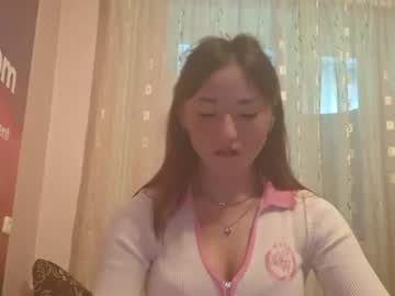 Shalandaneubauer Chaturbate stream image from June 29, 2026