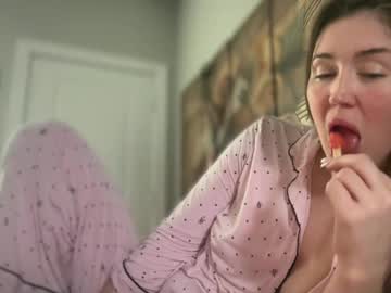 20krosegoldsoles Chaturbate stream image from June 29, 2026