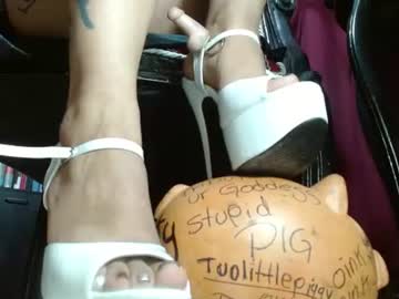 Megoddessara Chaturbate stream image from June 29, 2026