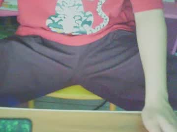 Lunochuki Chaturbate stream image from June 30, 2026