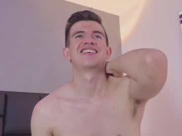 Mikaelslow Chaturbate stream image from June 30, 2026
