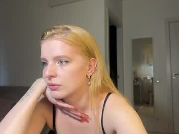 Nura_Foxx Chaturbate stream image from June 30, 2026