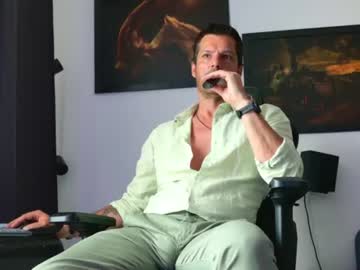 Aaronbomer Chaturbate stream image from June 30, 2026