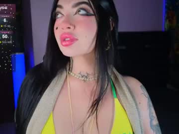 Queenlamia Chaturbate stream image from June 30, 2026