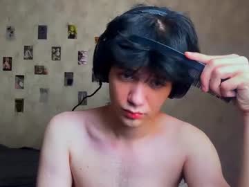 Zombde32 Chaturbate stream image from June 30, 2026