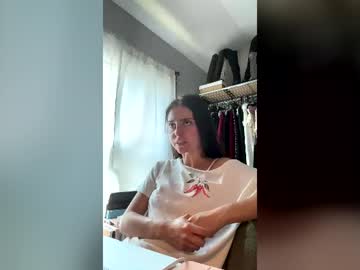 Esi_Cb Chaturbate stream image from June 30, 2026