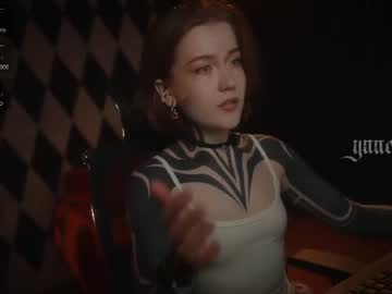 Ynnenbrynn Chaturbate stream image from July 01, 2026