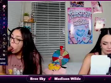 Realbreesky Chaturbate stream image from July 01, 2026