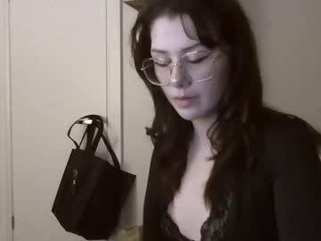 Alainaseren Chaturbate stream image from July 01, 2026
